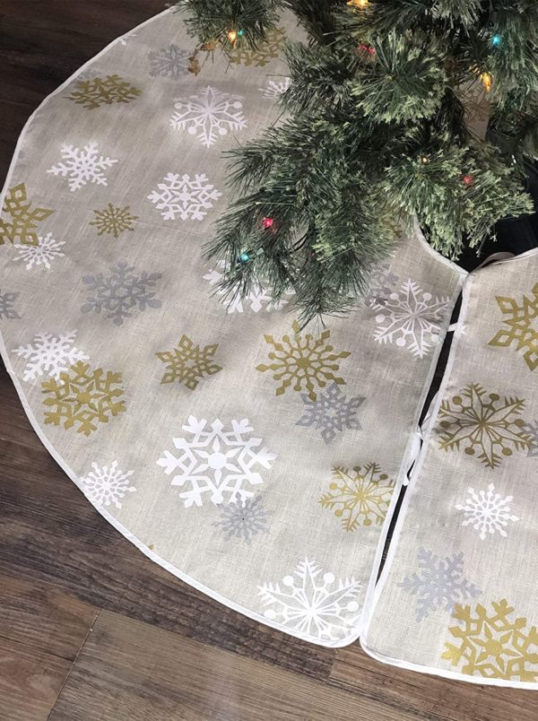 Holiday Christmas Tree Skirt - Image 3